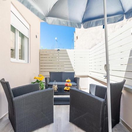 Sophia'S Comfortable Home With A Private Backyard Gazi Dış mekan fotoğraf